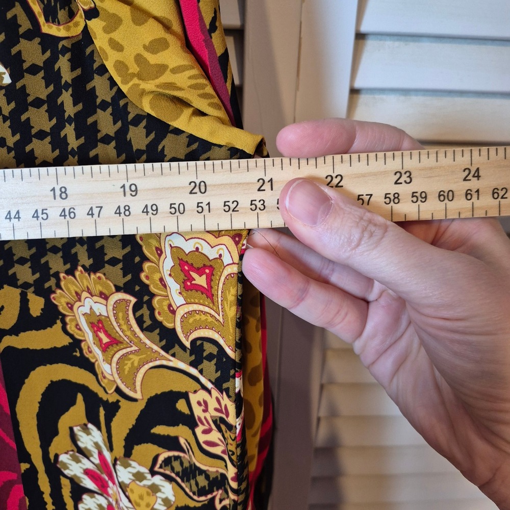 Melissa Paige Patchwork Print Tunic Top Black Red‎ Yellow Roll Tab Sleeve M/L - Picture 6 of 12